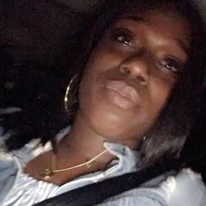 Meet your Posher, Kiara